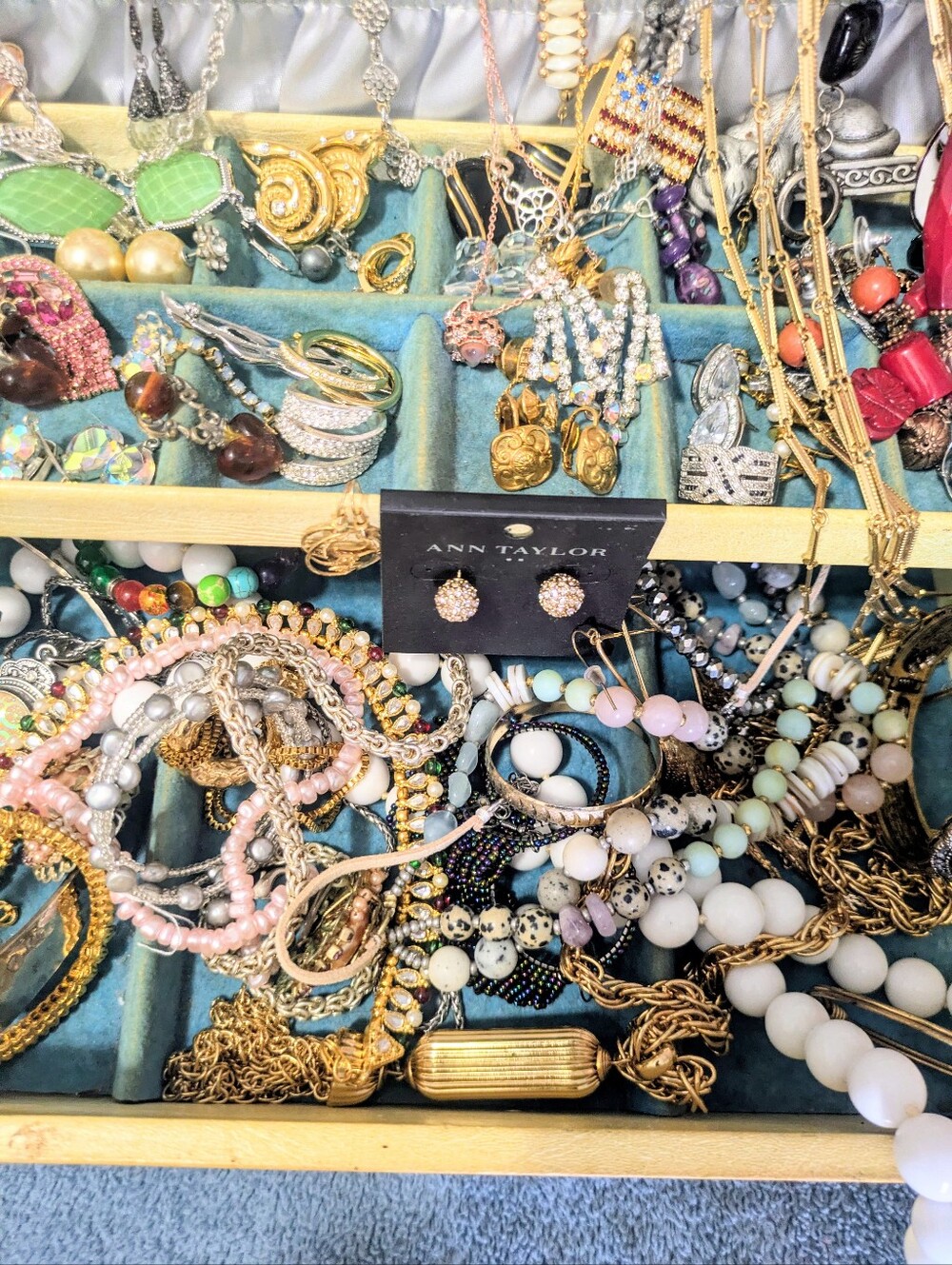 Huge Vintage To Now Estate Jewelry Treasure Lot - Picture 11 of 14